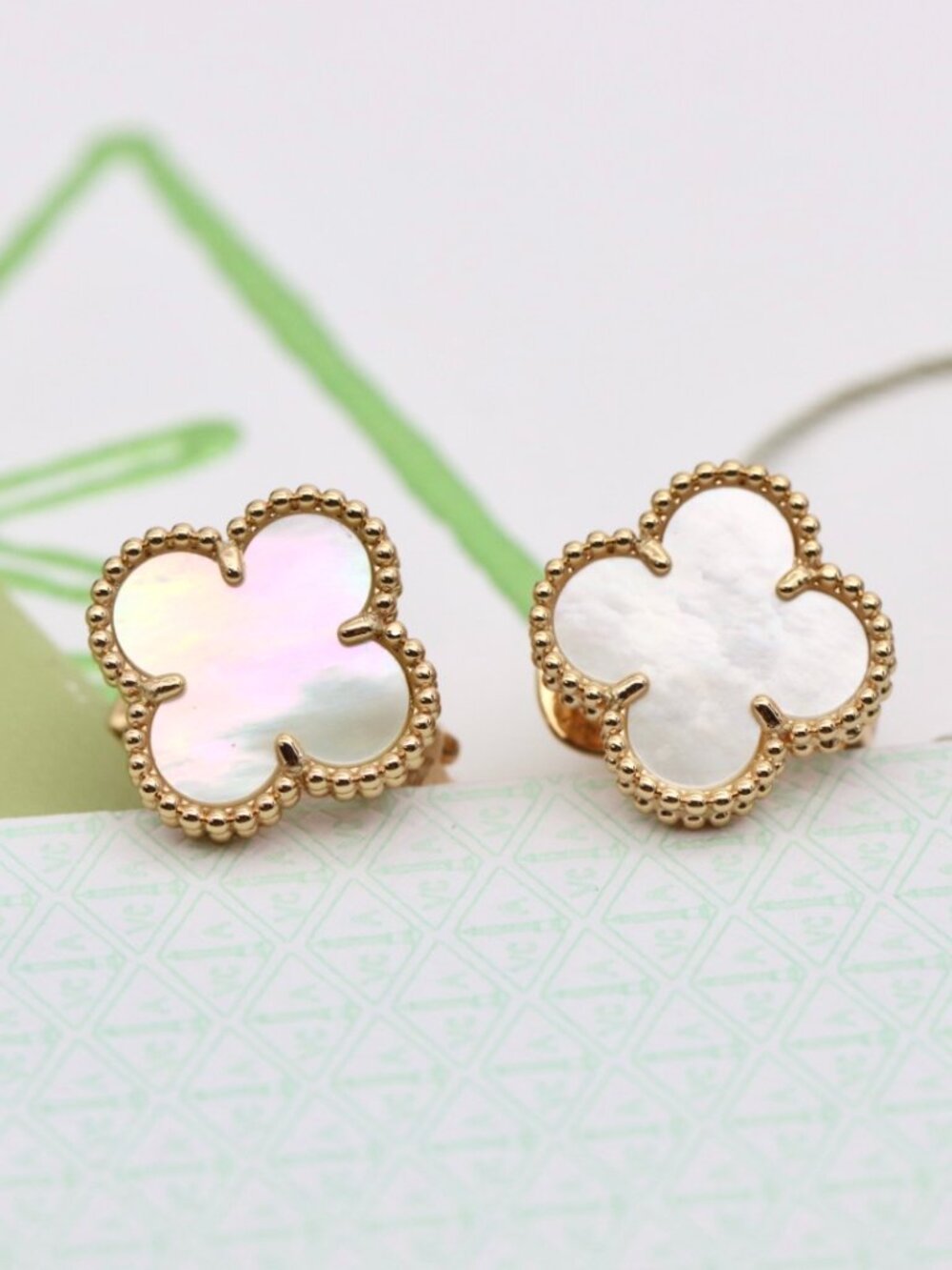 Van Cleef & Arpels White Earrings